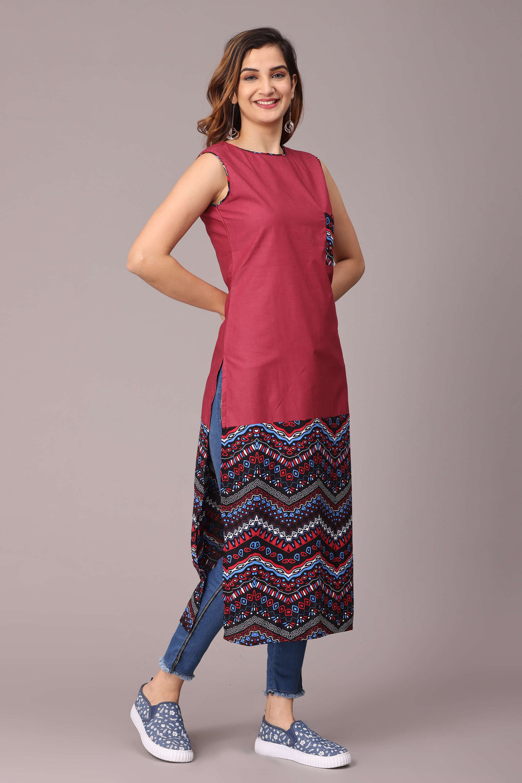 Medium And XL Half Sleeve Festive Wear Kurti at Rs 7000 in Jaipur | ID:  19102131262